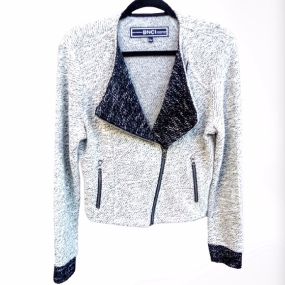 Moto Style Sweater 🎉Host Pick🎉 - Picture 3 of 14